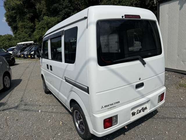 Mitsubishi Minicab Van 5