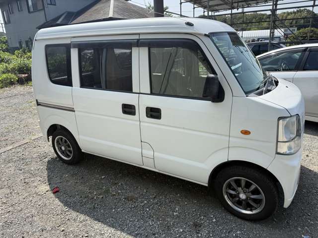 Mitsubishi Minicab Van 8