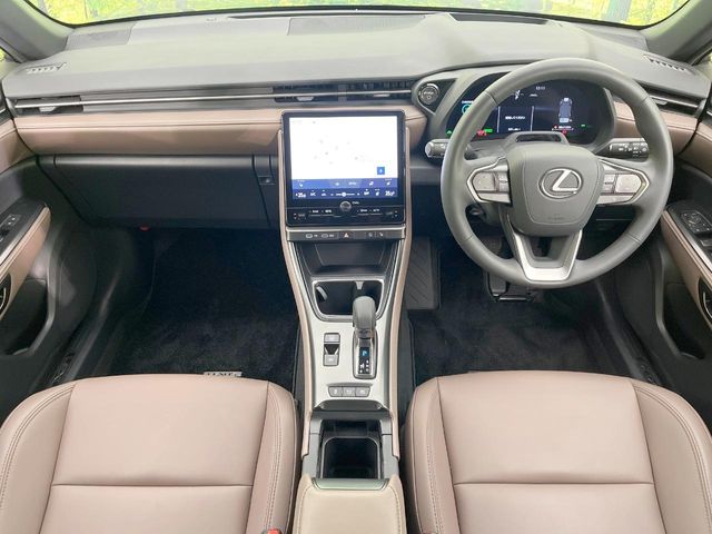 Lexus LBX 2