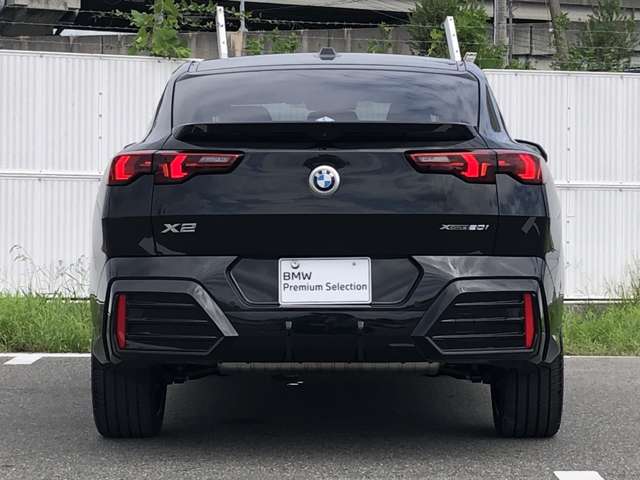 BMW X2 8