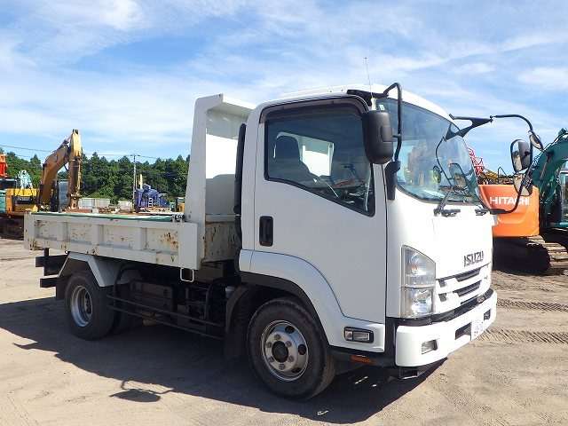 Isuzu Forward 4