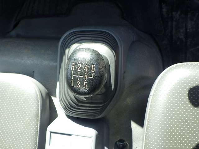 Isuzu Forward 6
