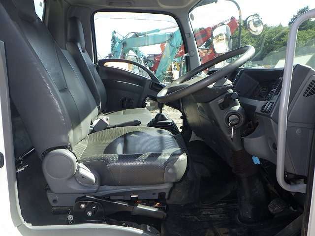 Isuzu Forward 8