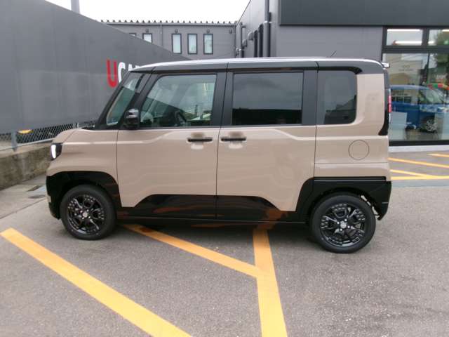 Mitsubishi Delica Mini 10