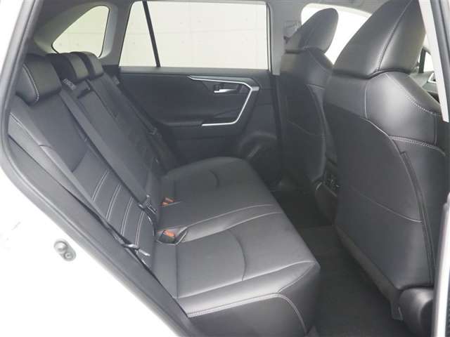 Toyota RAV4 12