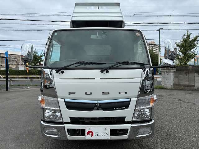 Mitsubishi Fuso Canter 2