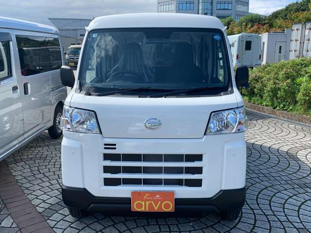 Daihatsu Hijet Cargo 2