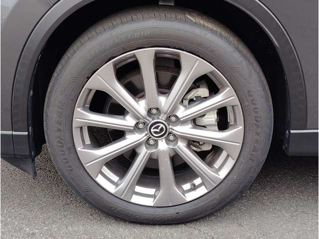 Mazda CX-80 11