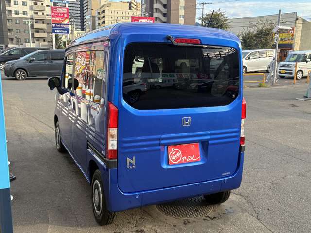 Honda N-VAN 12