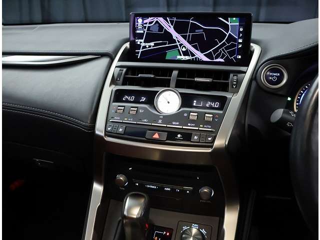 Lexus NX 3