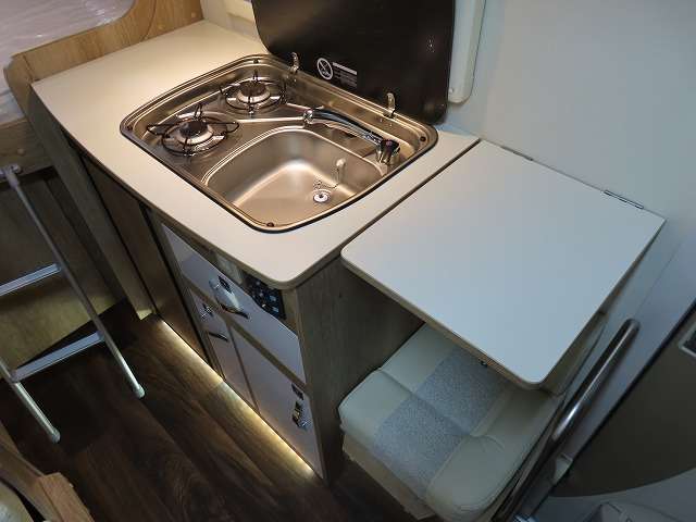 Toyota Camroad 9