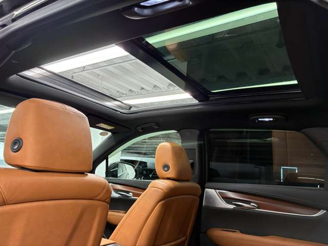Cadillac XT5 2