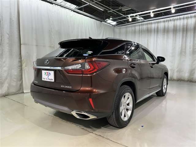 Lexus RX 7