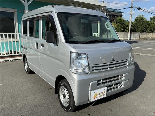 Mitsubishi Minicab Van 10