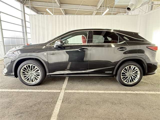 Lexus RX 7
