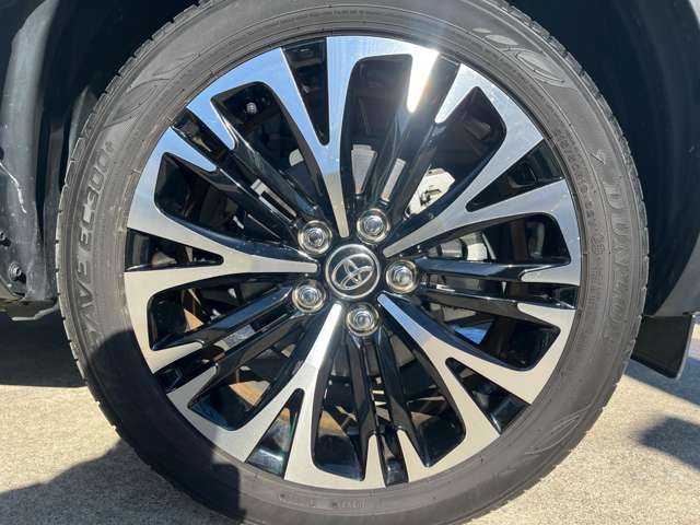 Toyota Yaris Cross 12