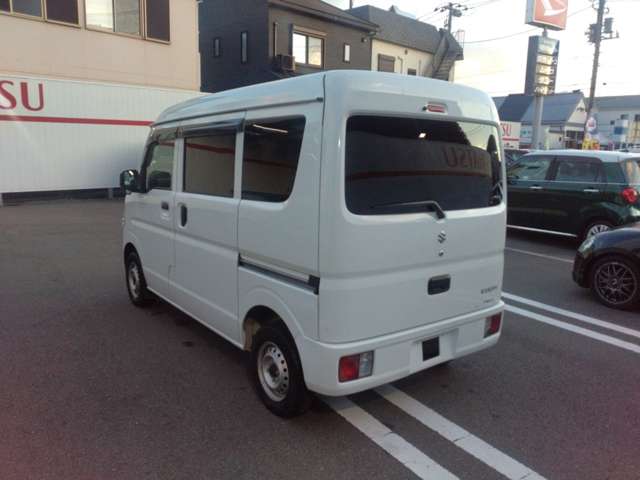 Suzuki Every 8