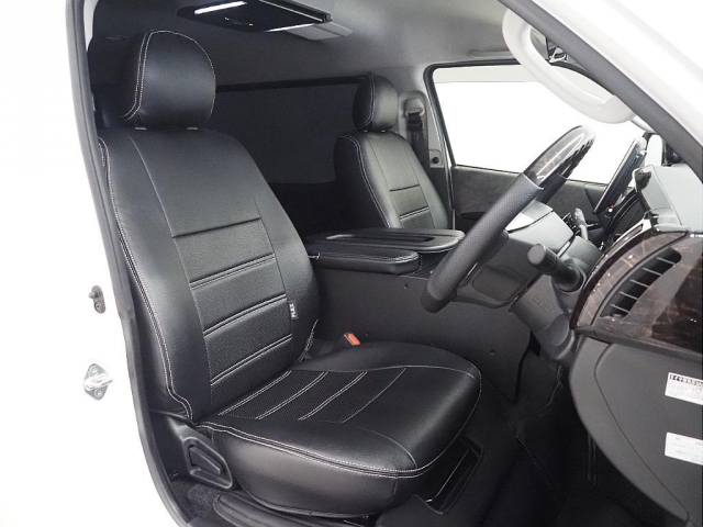 Toyota Hiace 11
