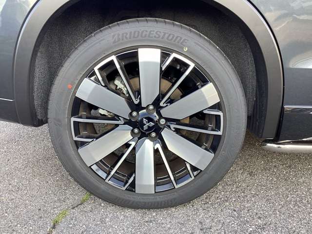 Mitsubishi Outlander 12