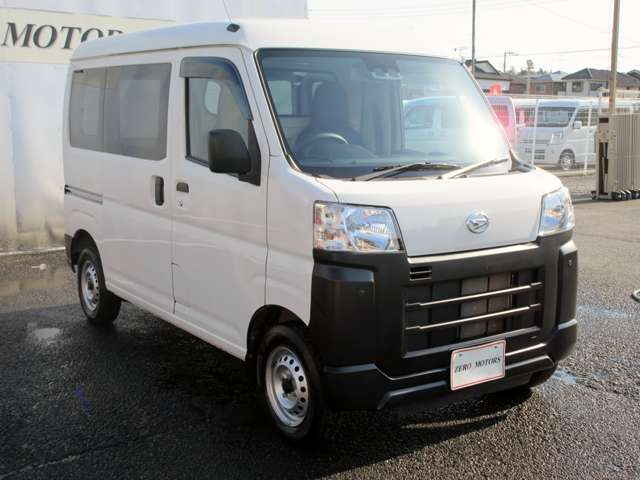 Daihatsu Hijet Cargo 11