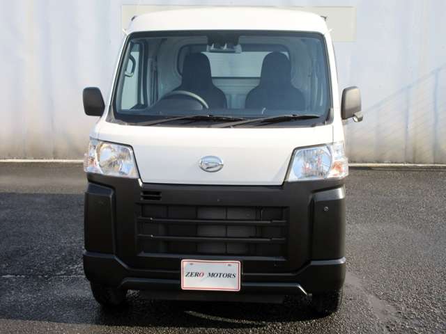Daihatsu Hijet Cargo 3