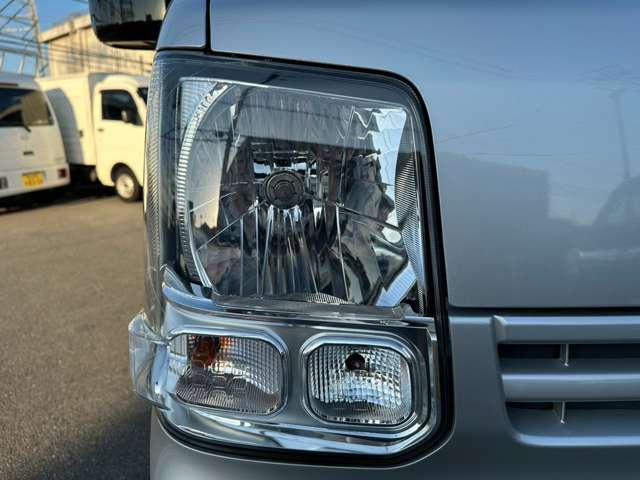 Nissan NV100 Clipper 12