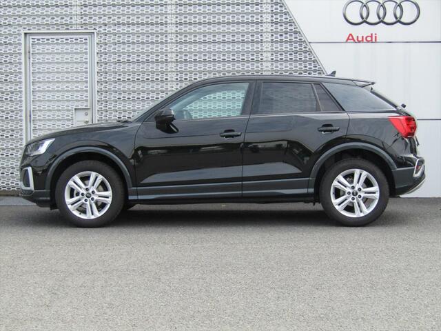 Audi Q2 3