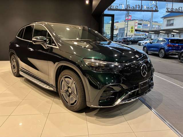 Mercedes-Benz EQE SUV 3