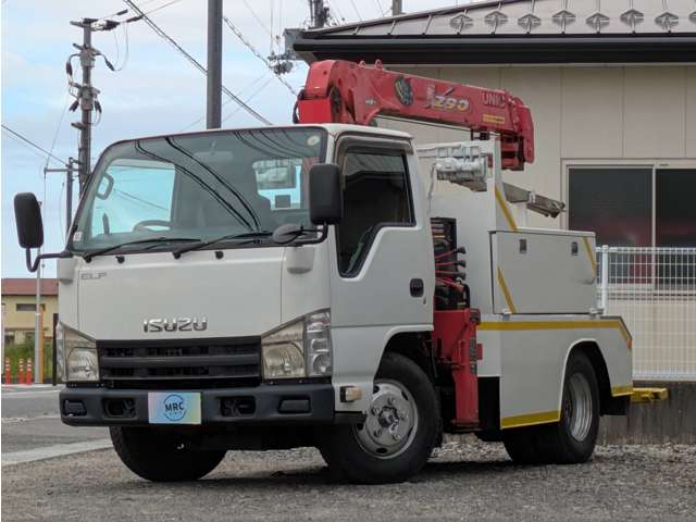 Isuzu Elf 3