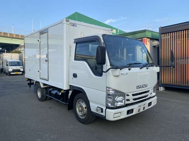 Isuzu Elf 3