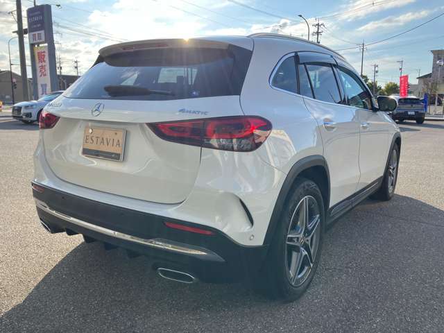 Mercedes-Benz GLA-Class 7