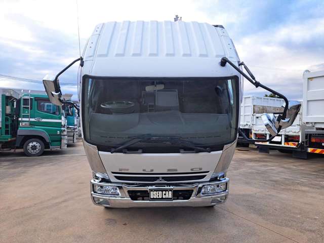 Mitsubishi Fuso Fighter 11