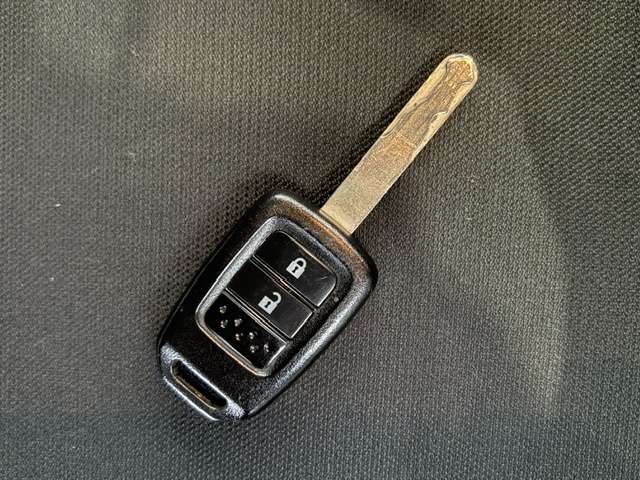 Honda N-VAN 12