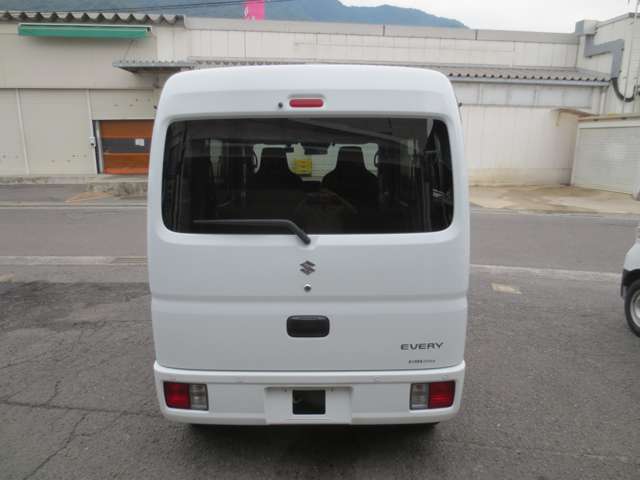 Suzuki Every 11