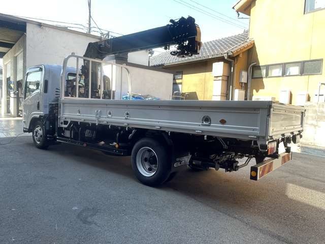 Isuzu Elf 5