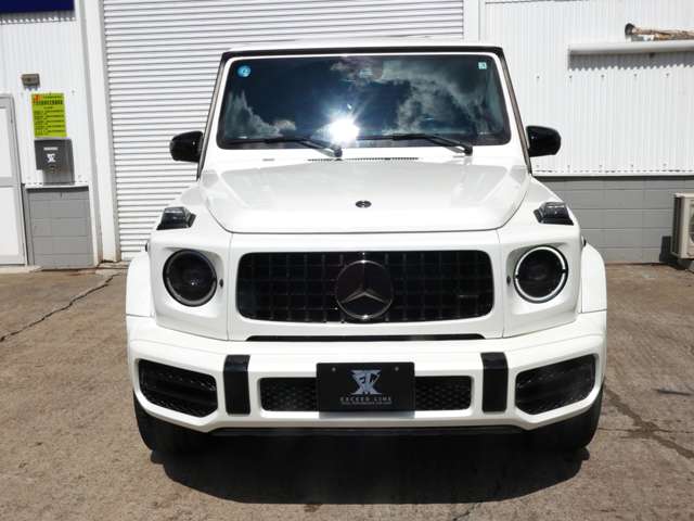 Mercedes-Benz G-Class 8