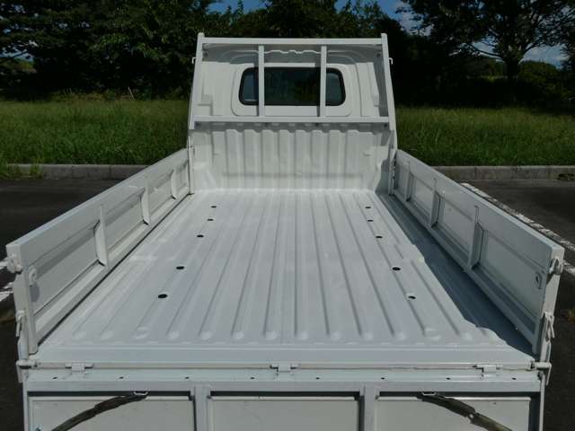 Toyota Town Ace Truck 12