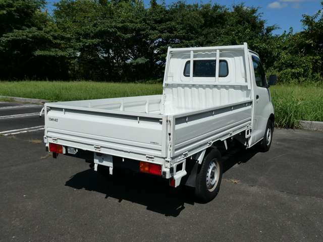 Toyota Town Ace Truck 6