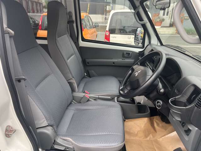 Mitsubishi Minicab MiEV 6