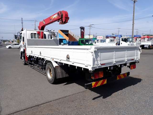 Isuzu Forward 8