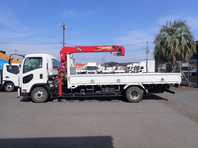 Isuzu Forward 9