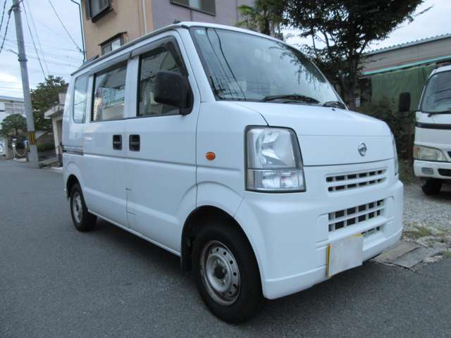 Nissan NV100 Clipper 2