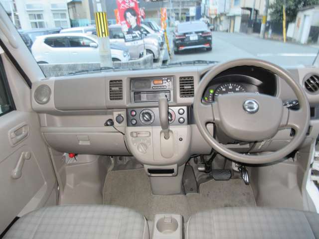 Nissan NV100 Clipper 9