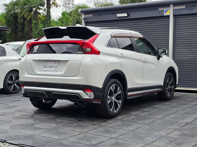Mitsubishi Eclipse Cross 8