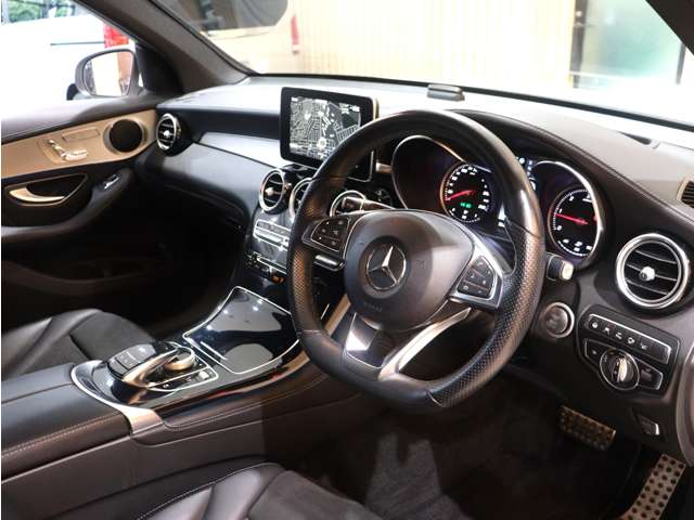Mercedes-Benz GLC 12