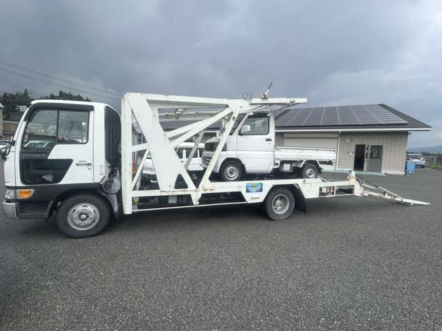 Toyota Toyoace 11