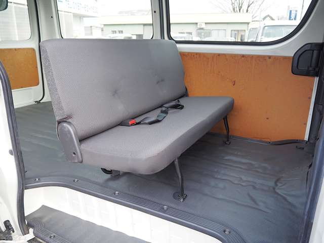 Toyota Regius Ace 10
