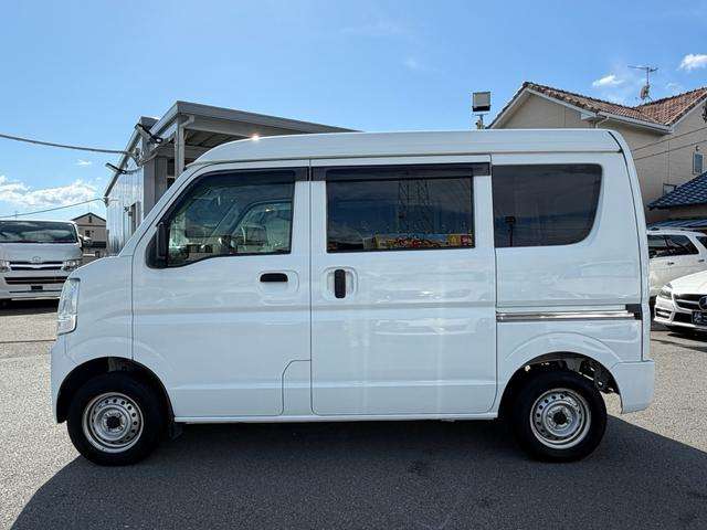 Nissan NV100 Clipper 12