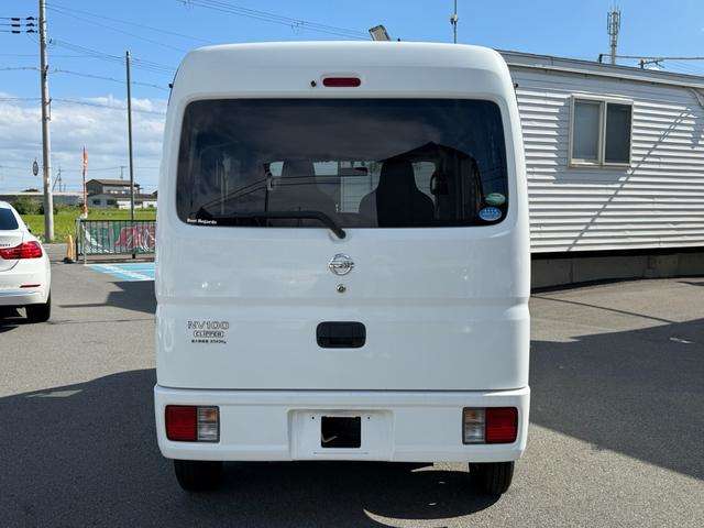Nissan NV100 Clipper 10