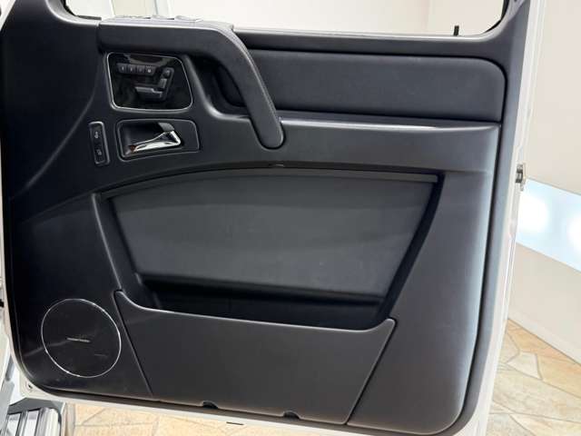 Mercedes-Benz G-Class 13